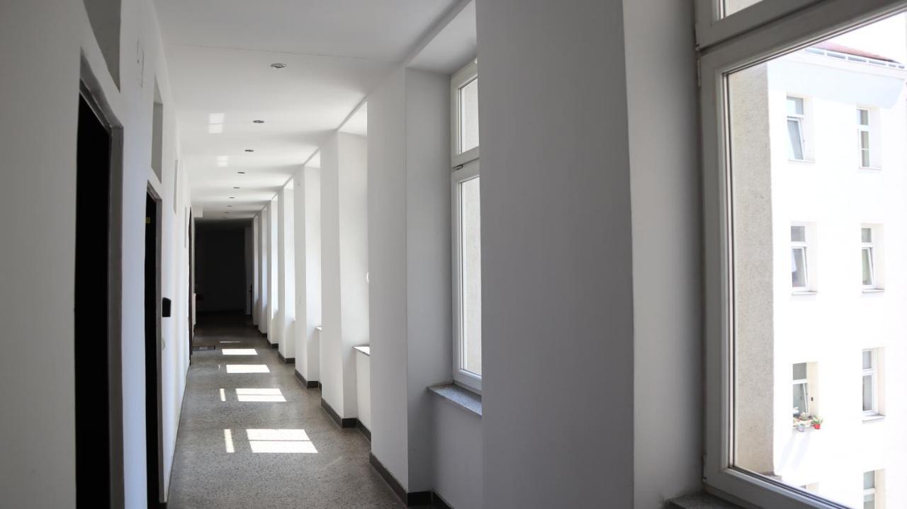 Bloom - Modern One Bedroom Apartment Вена Экстерьер фото